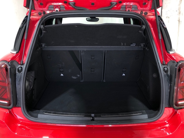 fotoG 12 del MINI MINI Countryman Cooper D 110 kW (150 CV) 150cv Diésel del 2023 en Madrid