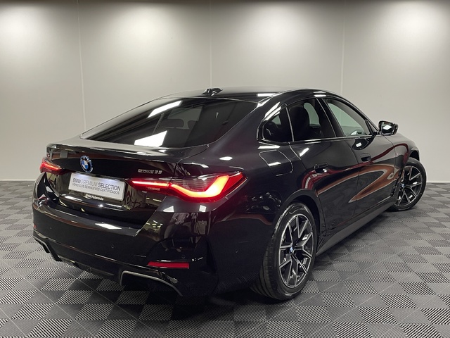 BMW i4 eDrive35 color Negro. Año 2025. 210KW(286CV). Eléctrico. En concesionario Maberauto de Castellón