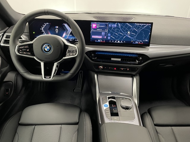 BMW i4 eDrive35 color Negro. Año 2025. 210KW(286CV). Eléctrico. En concesionario Maberauto de Castellón