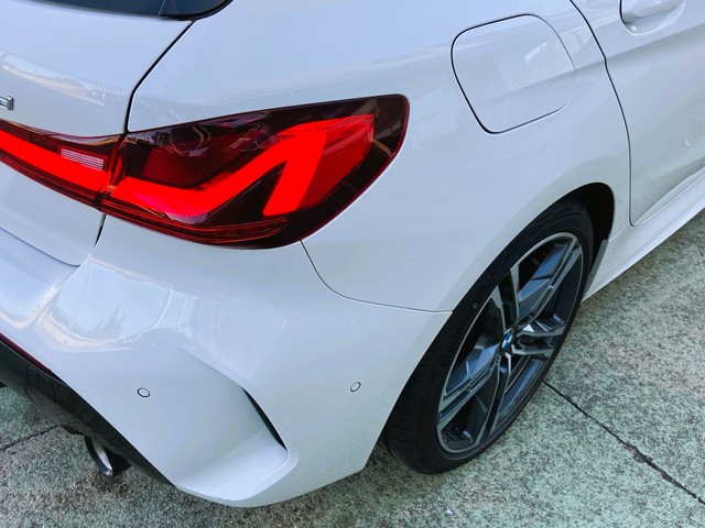 BMW Serie 1 118d color Blanco. Año 2021. 110KW(150CV). Diésel. En concesionario Bernesga Motor León (Bmw y Mini) de León
