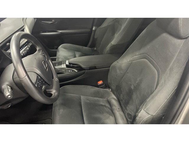 Lexus UX 250h Premium 135 kW (184 CV)