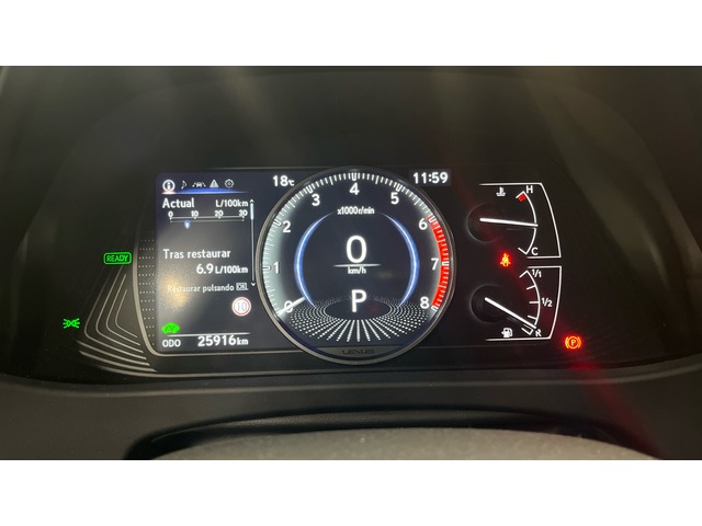 Lexus UX 250h Premium 135 kW (184 CV)
