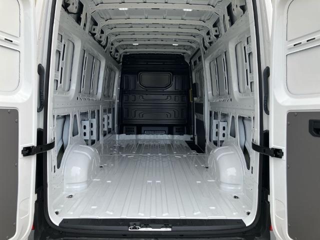 Volkswagen Crafter Furgon Batalla Larga TA 2.0 TDI 103 kW (140 CV) 3.500