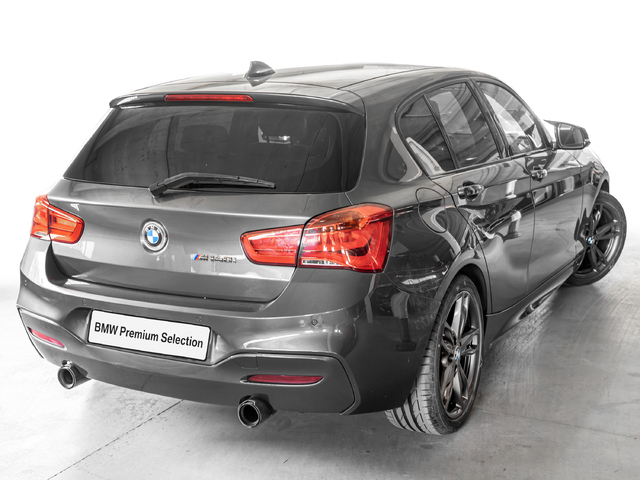 BMW Serie 1 M140i color Gris. Año 2017. 250KW(340CV). Gasolina. En concesionario Caetano Cuzco, Alcalá de Madrid