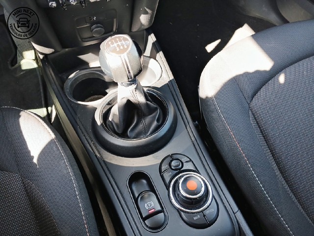 fotoG 12 del MINI MINI Countryman One D 85 kW (116 CV) 116cv Diésel del 2021 en Toledo