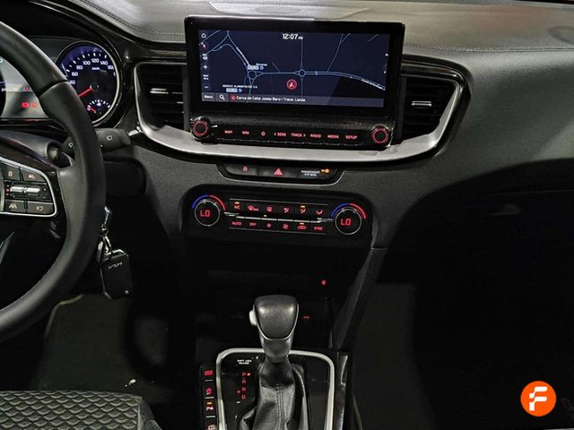 Foto 17 Kia Ceed 1.0 MHEV Tech DCT 88 kW (120 CV)