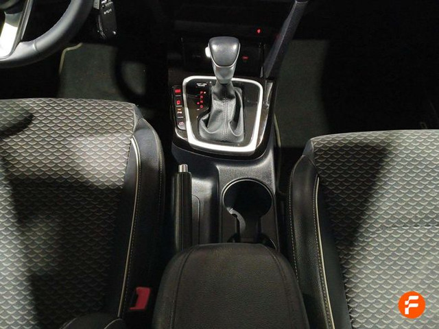 Foto 24 Kia Ceed 1.0 MHEV Tech DCT 88 kW (120 CV)