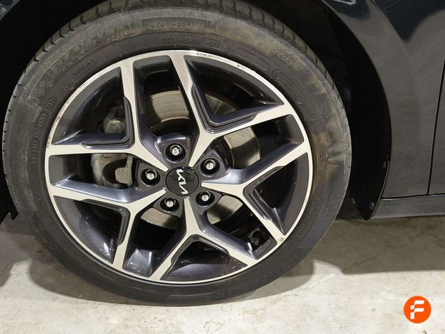 Foto 25 Kia Ceed 1.0 MHEV Tech DCT 88 kW (120 CV)