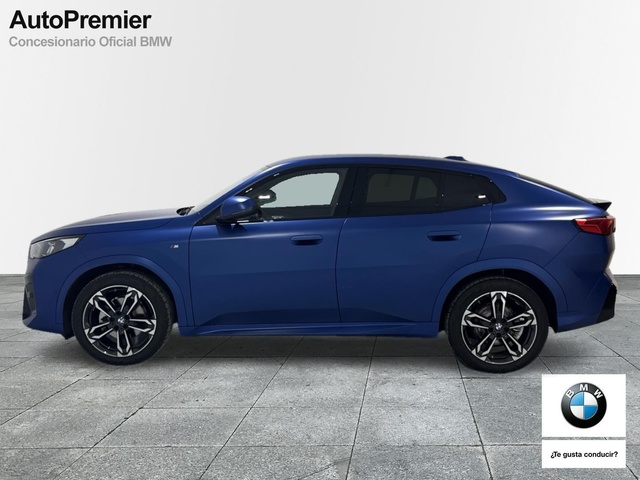 BMW X2 sDrive20d color Azul. Año 2025. 120KW(163CV). Diésel. En concesionario Auto Premier, S.A. - MADRID de Madrid