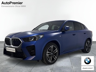Fotos de BMW X2 sDrive20d color Azul. Año 2025. 120KW(163CV). Diésel. En concesionario Auto Premier, S.A. - MADRID de Madrid