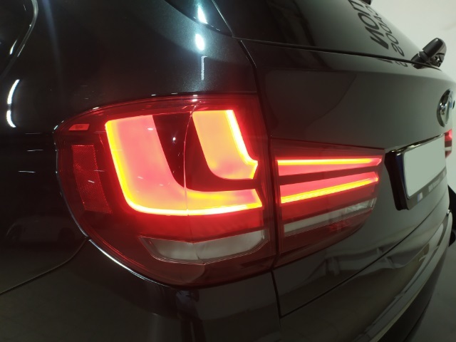 BMW X5 M50d color Negro. Año 2014. 280KW(381CV). Diésel. En concesionario Hispamovil Elche de Alicante