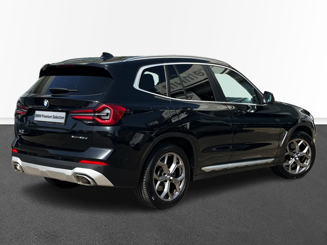 BMW X3 xDrive20d color Negro. Año 2022. 140KW(190CV). Diésel. En concesionario CARTAGENA PREMIUM S.L. de Murcia