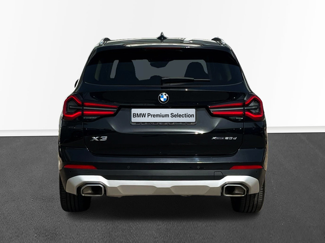 BMW X3 xDrive20d color Negro. Año 2022. 140KW(190CV). Diésel. En concesionario CARTAGENA PREMIUM S.L. de Murcia