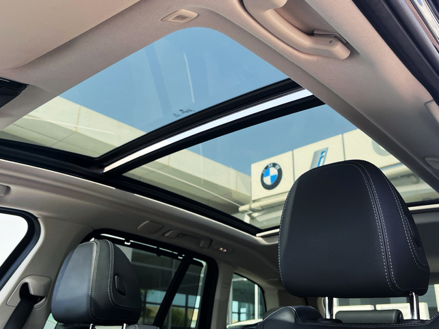 BMW X3 xDrive20d color Negro. Año 2022. 140KW(190CV). Diésel. En concesionario CARTAGENA PREMIUM S.L. de Murcia