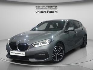 Fotos de BMW Serie 1 118d color Gris. Año 2022. 110KW(150CV). Diésel. En concesionario Unicars Ponent de Lleida