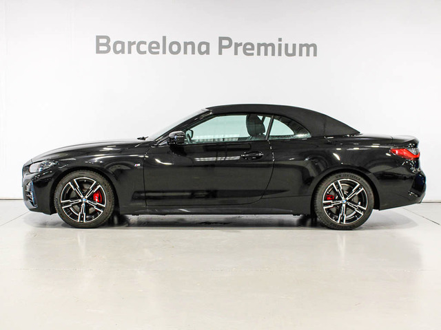 BMW Serie 4 420i Cabrio color Negro. Año 2024. 135KW(184CV). Gasolina. En concesionario Barcelona Premium -- GRAN VIA de Barcelona