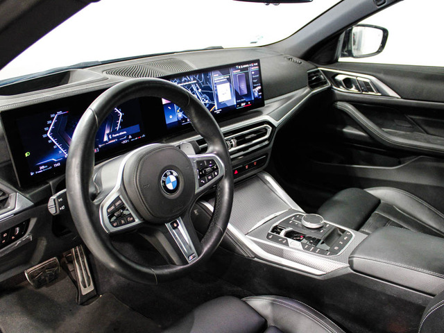 BMW Serie 4 420i Cabrio color Negro. Año 2024. 135KW(184CV). Gasolina. En concesionario Barcelona Premium -- GRAN VIA de Barcelona