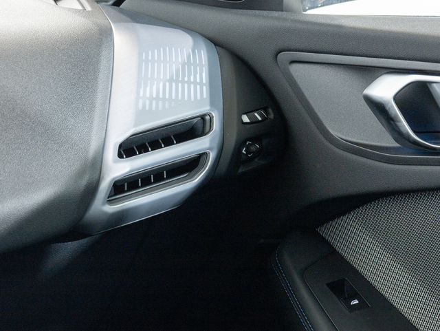 BMW Serie 1 120d color Negro. Año 2025. 120KW(163CV). Diésel. En concesionario Oliva Motor Girona de Girona