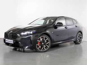 Fotos de BMW Serie 1 120d color Negro. Año 2025. 120KW(163CV). Diésel. En concesionario Oliva Motor Girona de Girona