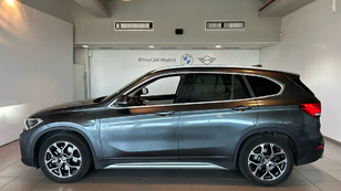 Fotos de BMW X1 xDrive25e color Gris. Año 2021. 162KW(220CV). Híbrido Electro/Gasolina. En concesionario BYmyCAR Madrid - Alcalá de Madrid