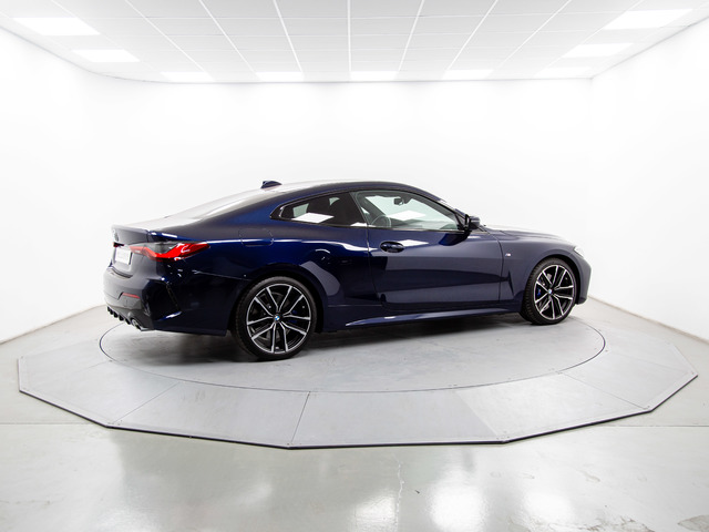 BMW Serie 4 420d Coupe color Azul. Año 2023. 140KW(190CV). Diésel. En concesionario Móvil Begar Alicante de Alicante