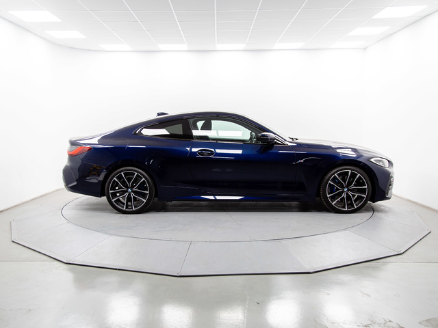 BMW Serie 4 420d Coupe color Azul. Año 2023. 140KW(190CV). Diésel. En concesionario Móvil Begar Alicante de Alicante