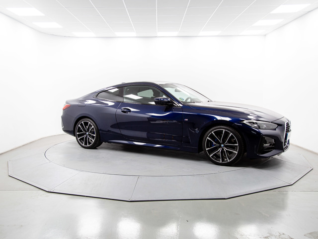 BMW Serie 4 420d Coupe color Azul. Año 2023. 140KW(190CV). Diésel. En concesionario Móvil Begar Alicante de Alicante