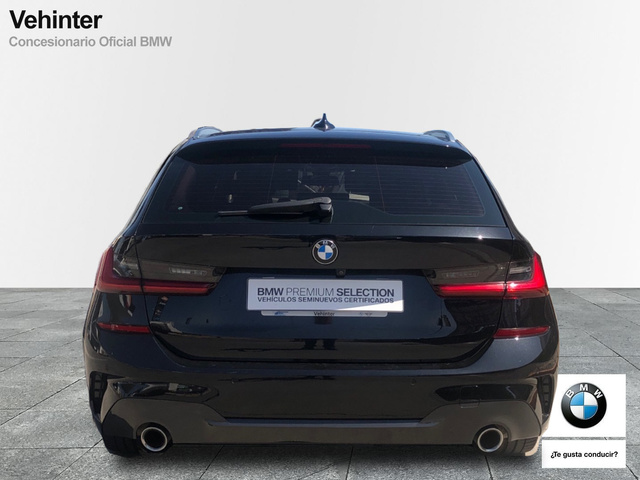 BMW Serie 3 320d Touring color Negro. Año 2021. 140KW(190CV). Diésel. En concesionario Vehinter Alcorcón de Madrid