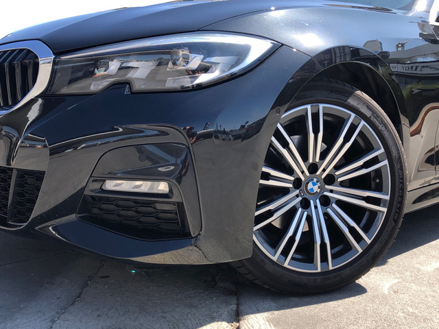 BMW Serie 3 320d Touring color Negro. Año 2021. 140KW(190CV). Diésel. En concesionario Vehinter Alcorcón de Madrid
