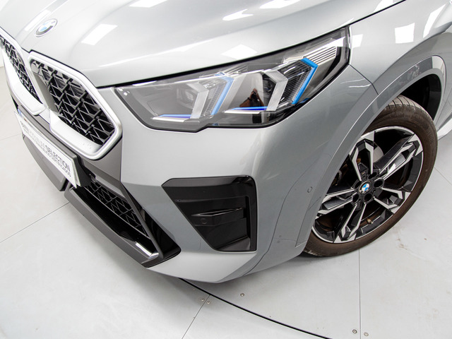 BMW X2 sDrive18d color Gris. Año 2024. 110KW(150CV). Diésel. En concesionario Móvil Begar Alicante de Alicante