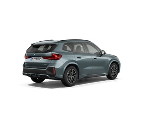 Fotos de BMW X1 xDrive25e color Verde. Año 2023. 180KW(245CV). Híbrido Electro/Gasolina. En concesionario Móvil Begar Alicante de Alicante