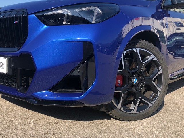 BMW X1 M35i color Azul. Año 2024. 221KW(300CV). Gasolina. En concesionario Vehinter Getafe de Madrid