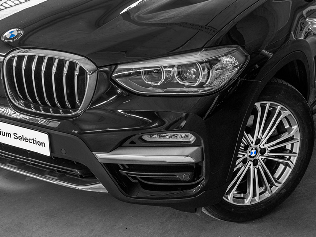 BMW X3 xDrive20d color Negro. Año 2019. 140KW(190CV). Diésel. En concesionario Caetano Cuzco, Alcalá de Madrid