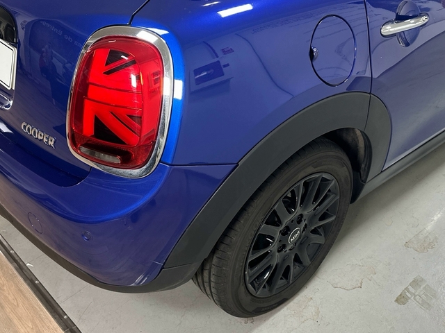 fotoG 12 del MINI MINI 5 Puertas Cooper 100 kW (136 CV) 136cv Gasolina del 2020 en Asturias