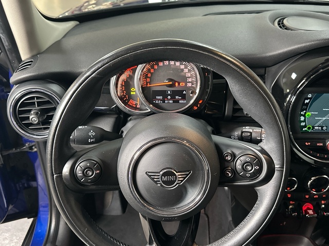 fotoG 14 del MINI MINI 5 Puertas Cooper 100 kW (136 CV) 136cv Gasolina del 2020 en Asturias