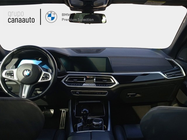 BMW X5 xDrive30d color Negro. Año 2022. 210KW(286CV). Diésel. En concesionario TACO de Sta. C. Tenerife
