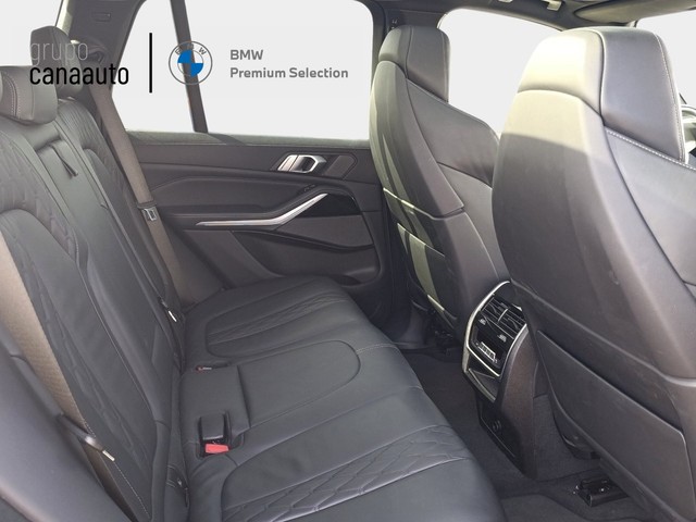 BMW X5 xDrive30d color Negro. Año 2022. 210KW(286CV). Diésel. En concesionario TACO de Sta. C. Tenerife
