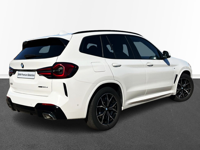 BMW X3 xDrive20d color Blanco. Año 2022. 140KW(190CV). Diésel. En concesionario CARTAGENA PREMIUM S.L. de Murcia
