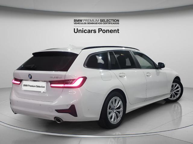 BMW Serie 3 320d Touring color Blanco. Año 2020. 140KW(190CV). Diésel. En concesionario Unicars Ponent de Lleida