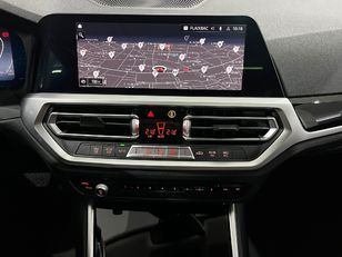 BMW Serie 3 320d Touring color Blanco. Año 2020. 140KW(190CV). Diésel. En concesionario Unicars Ponent de Lleida