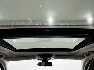 BMW Serie 3 320d Touring color Blanco. Año 2020. 140KW(190CV). Diésel. En concesionario Unicars Ponent de Lleida