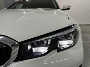 BMW Serie 3 320d Touring color Blanco. Año 2020. 140KW(190CV). Diésel. En concesionario Unicars Ponent de Lleida