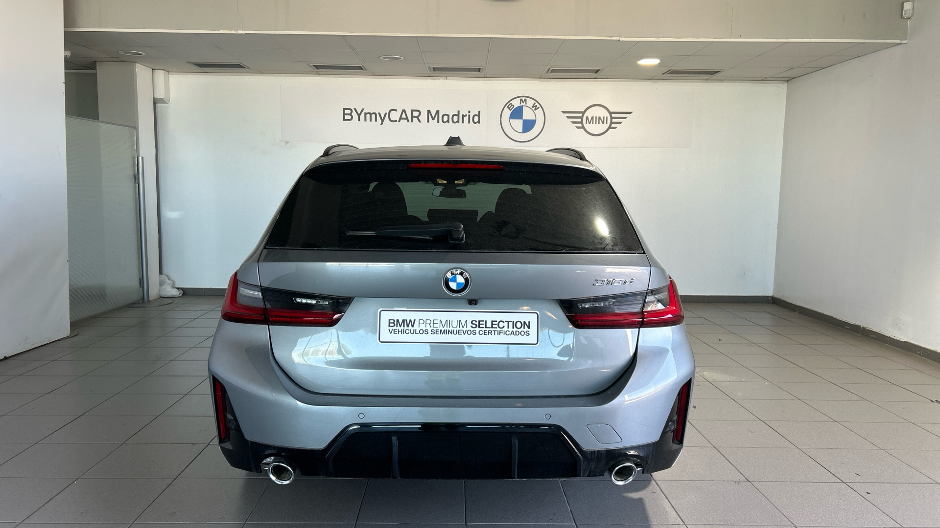 BMW Serie 3 318d Touring color Gris. Año 2025. 110KW(150CV). Diésel. En concesionario BYmyCAR Madrid - Alcalá de Madrid
