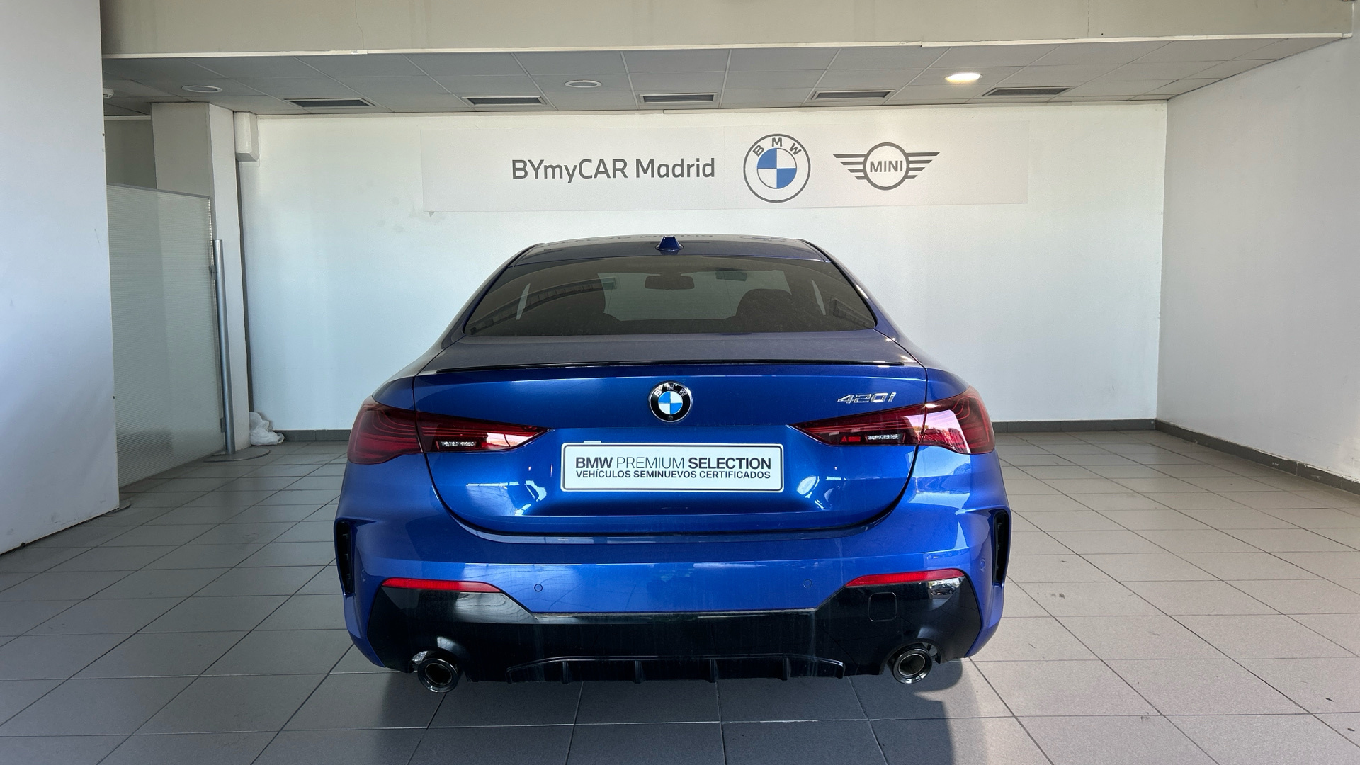 BMW Serie 4 420i Coupe color Azul. Año 2025. 135KW(184CV). Gasolina. En concesionario BYmyCAR Madrid - Alcalá de Madrid