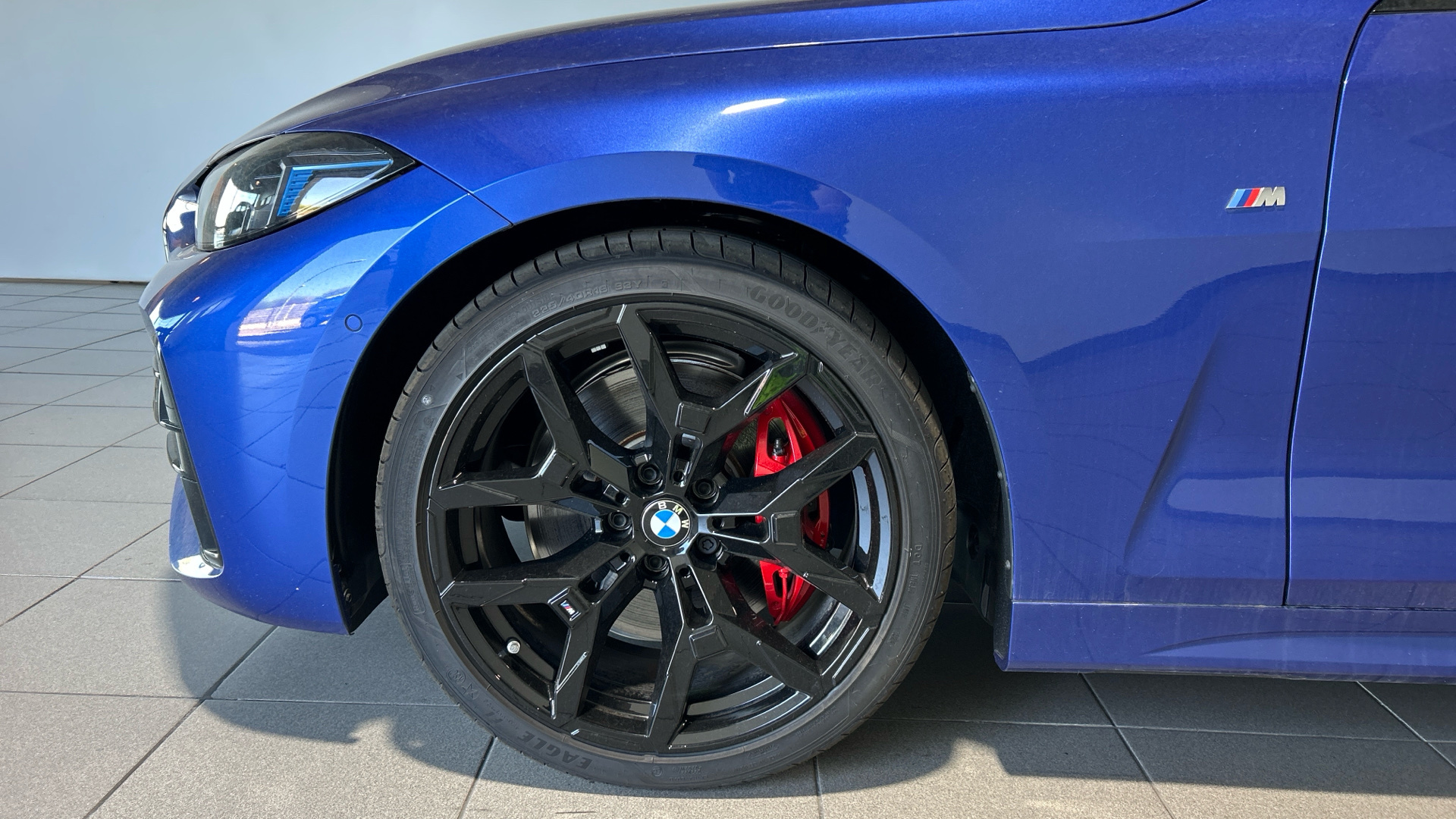 BMW Serie 4 420i Coupe color Azul. Año 2025. 135KW(184CV). Gasolina. En concesionario BYmyCAR Madrid - Alcalá de Madrid
