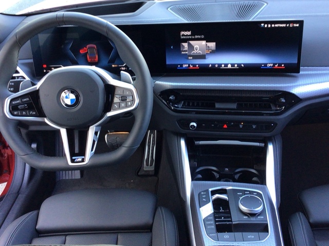 BMW Serie 4 420d Cabrio color Rojo. Año 2025. 140KW(190CV). Diésel. En concesionario BYmyCAR Madrid - Alcalá de Madrid