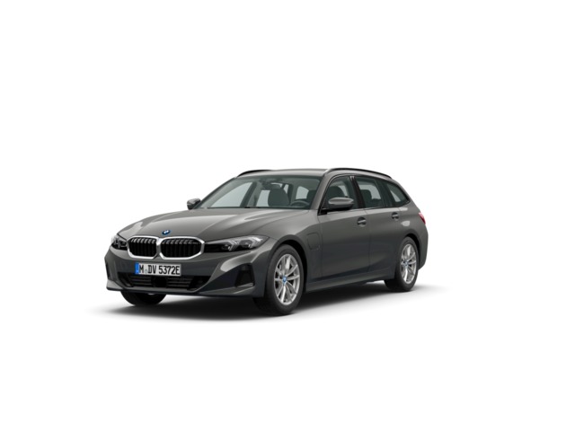 BMW Serie 3 330e Touring color Gris. Año 2025. 215KW(292CV). Híbrido Electro/Gasolina. En concesionario BYmyCAR Madrid - Alcalá de Madrid