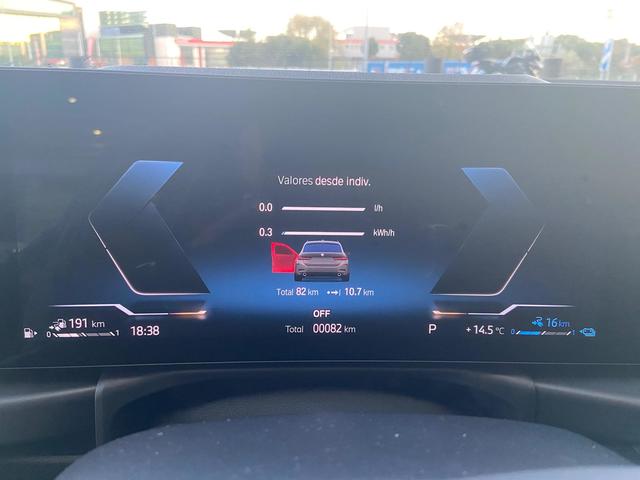 BMW Serie 3 330e Touring color Gris. Año 2025. 215KW(292CV). Híbrido Electro/Gasolina. En concesionario BYmyCAR Madrid - Algete de Madrid