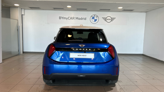 fotoG 4 del MINI MINI 3 Puertas Cooper SE 160 kW (218 CV) 218cv Eléctrico del 2025 en Madrid