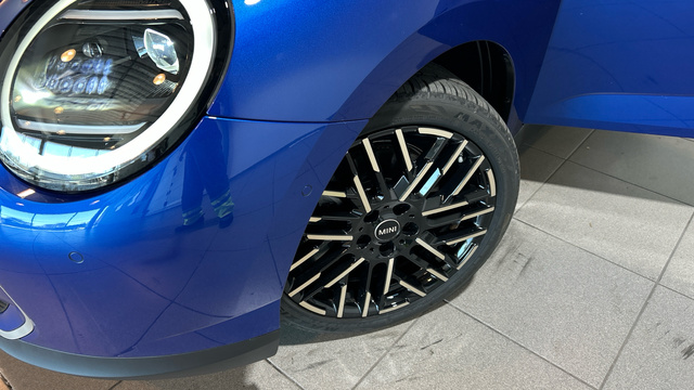 fotoG 5 del MINI MINI 3 Puertas Cooper SE 160 kW (218 CV) 218cv Eléctrico del 2025 en Madrid